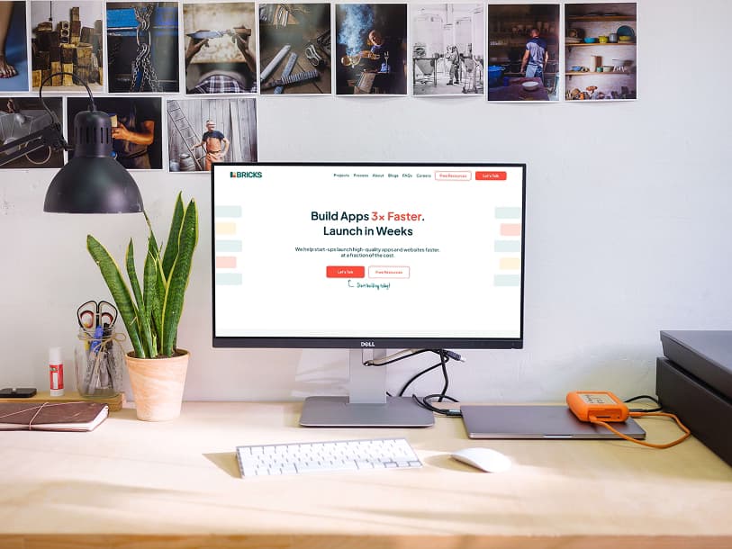 BricksTech: Enterprise Software Solutions main showcase